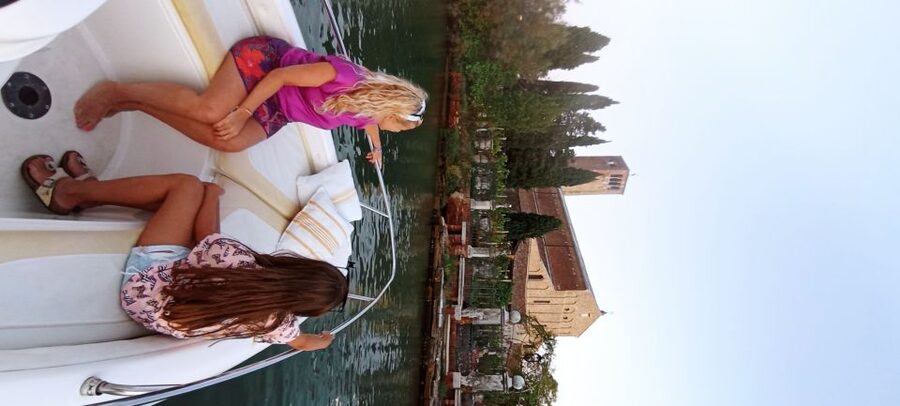 Venice: private boat tour to Murano, Burano, Torcello - Murano glassmaking: watching craft, not just products