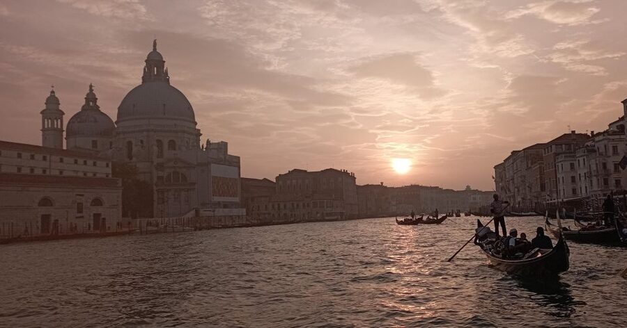 Venice: private boat tour to Murano, Burano, Torcello - Price and value: what you get for about $497 per group