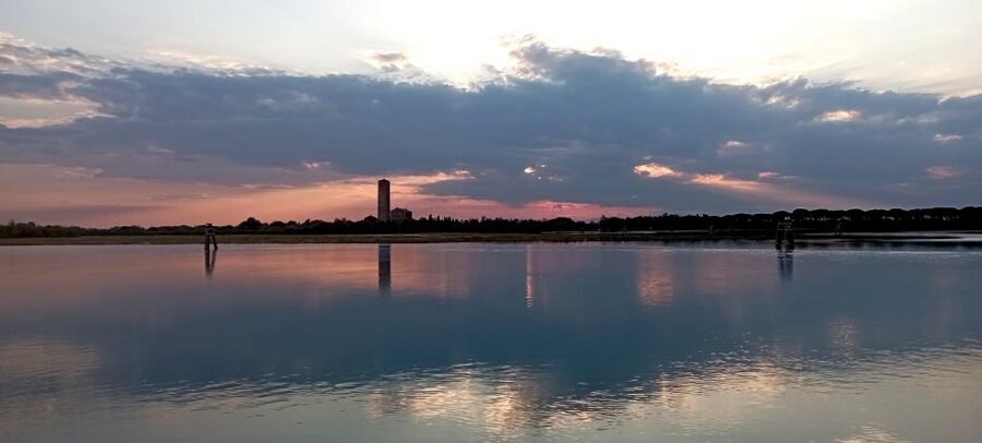 Venice: private boat tour to Murano, Burano, Torcello - The private boat experience on open lagoon water