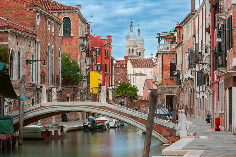 Venice: Private City Hidden Gems and Local Hotspots Tour - Squero di San Trovaso: gondola craftsmanship at the finish
