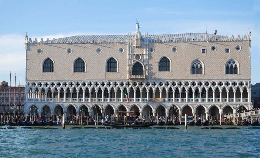 Venice: Private City Tour - St. Mark’s Square, your quick route to Venice’s old power