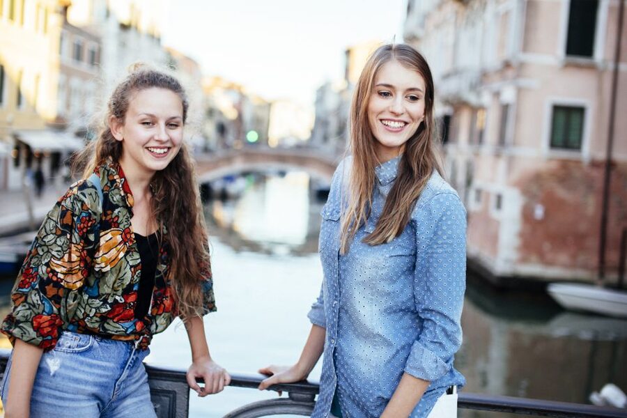 Venice: Private Evening Tour w/ Drinks & Bites in Cannaregio - What makes the guides stand out, and how to get the most out of them