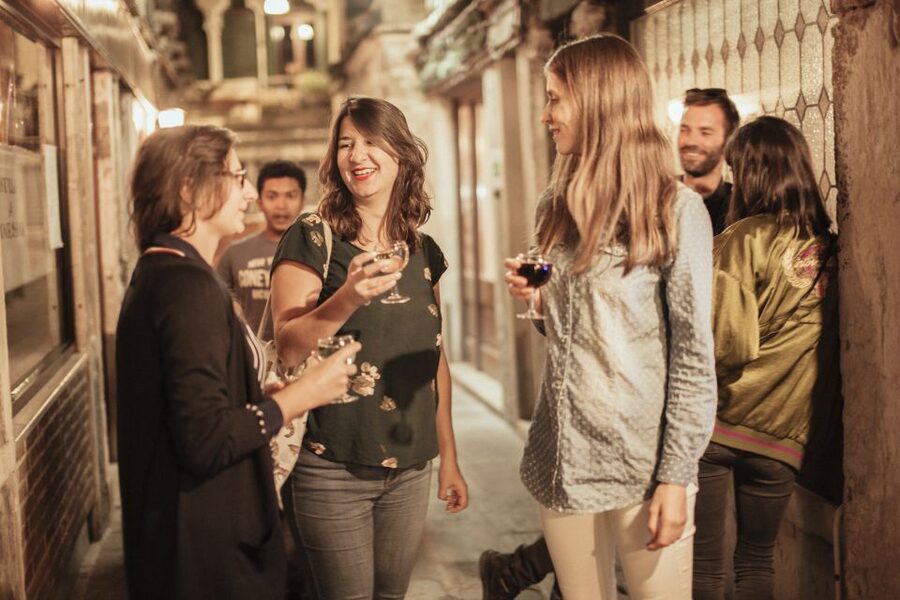 Venice: Private Evening Tour w/ Drinks & Bites in Cannaregio - Who this tour suits best (and who should skip it)