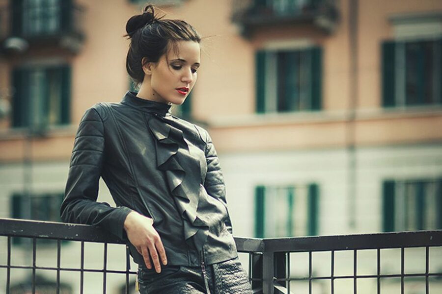 Venice: Private Photo Shoot and Professional Images - Posing Without Feeling Fake, Documentary Style Photography