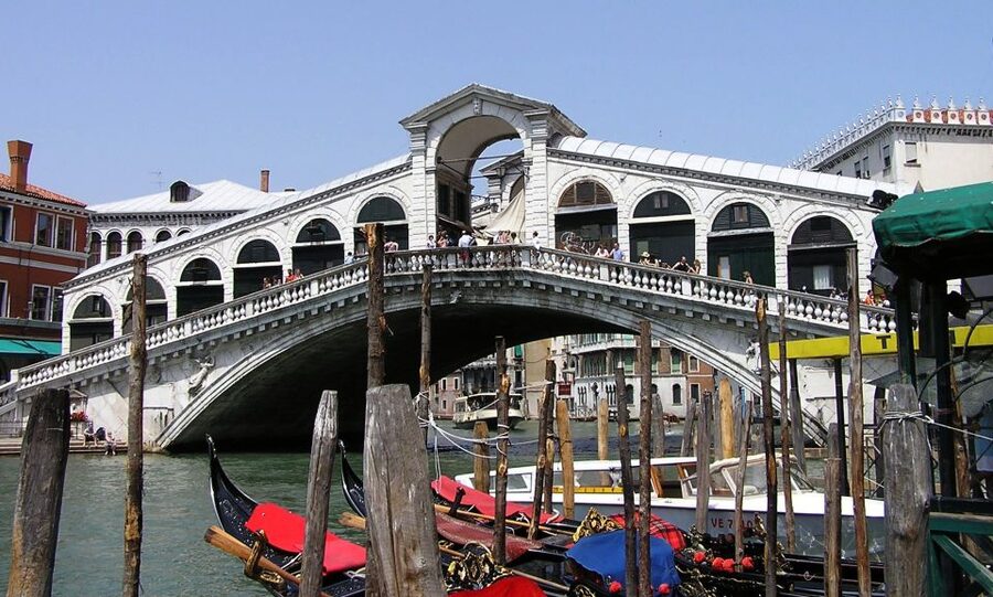 Venice: Private Tour with Doge's Palace, St. Mark's, Gondola - Key highlights to look forward to