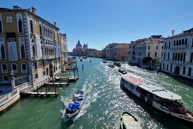 Venice Private Walking Tour - Rialto Bridge: the classic starting point that sets the tone