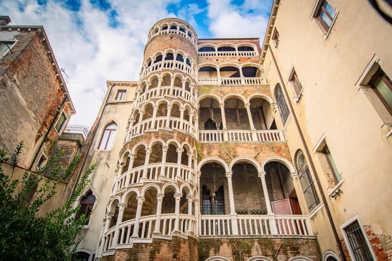 Venice: Private Walking Tour with Optional Gondola Ride - Optional Gondola Ride: 30 Minutes From Santa Maria del Giglio, With No Guide on Board