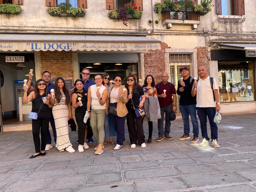 Venice: Rialto Area Street Food Tour and Sightseeing - Rialto Market Stop: Trading Legacy Meets What You’ll Taste