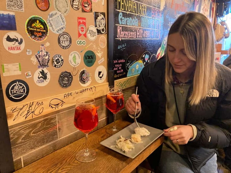 Venice: Rialto Market Street Food Tour - Rialto Market street food in 90 minutes: what you really get