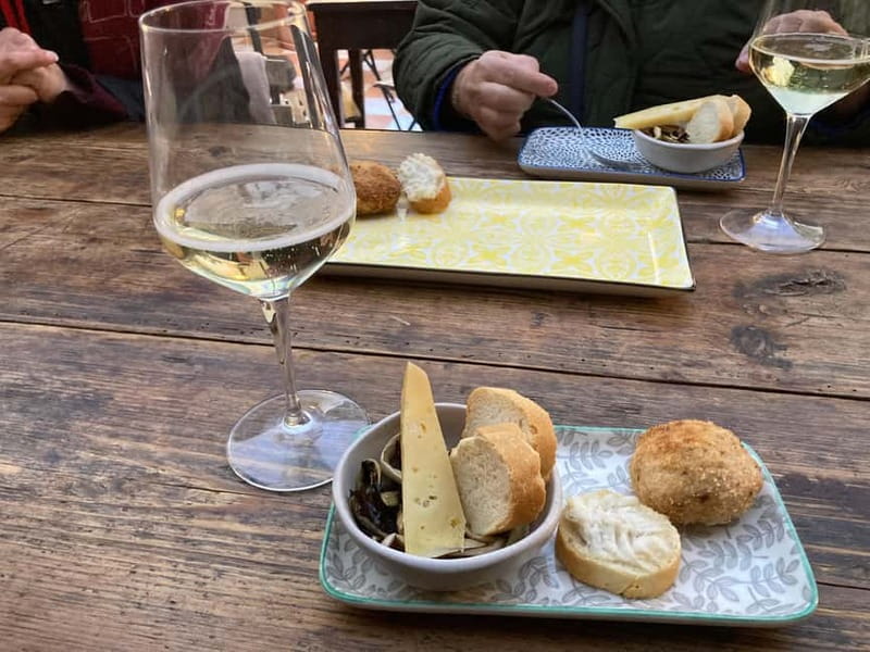 Venice: Rialto Market Street Food Tour - Aliani Casa Del Parmigiano: cheese tasting and regional food