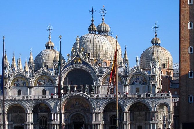 Venice's Best: Basilica, Doge's Palace, Gondola & History Gallery - Doge’s Palace: power rooms, the Bridge of Sighs, and where the story lands
