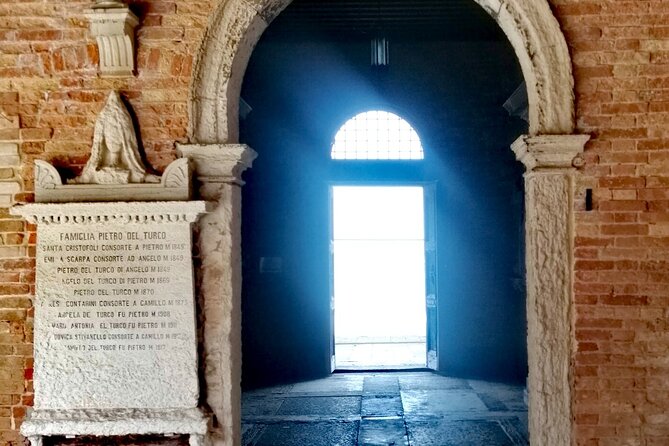 Venice's Cemetery on San Michele Island Tour - Who should book this San Michele cemetery tour