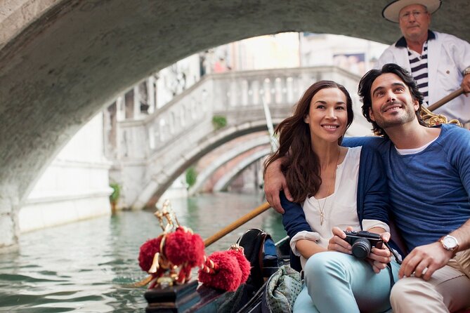 Venice's Icons: Basilica, Doge Palace, Rialto & Optional Gondola - St. Mark’s Basilica in 45 minutes: what you should aim for