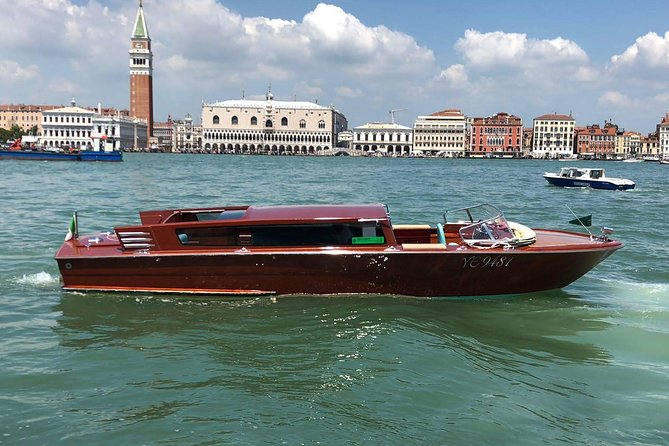 Venice S.Lucia Station to Venice Hotels or viceversa - Santa Lucia to Your Hotel, by Private Boat