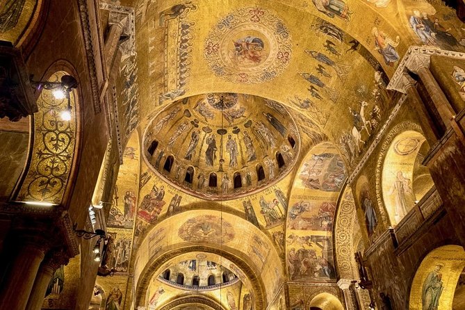 Venice Saint Mark's Basilica afternoon guided tour - Crypt access: the quiet, surprising payoff