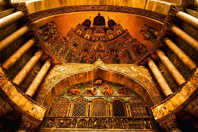 Venice Saint Mark's Basilica Guided Tour with Priority Access - The heartbeat of the tour: Piazza San Marco first