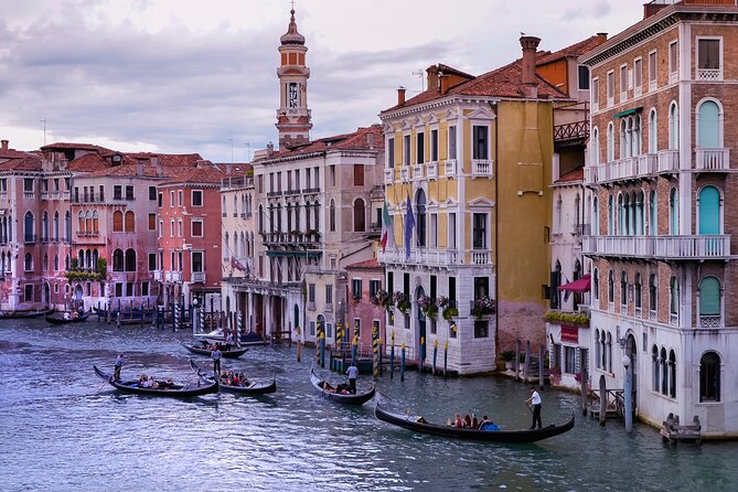 Venice Scavenger Hunt and Highlights Self Guided Audio Tour - Getting Started at Frari: The App Rules That Actually Matter