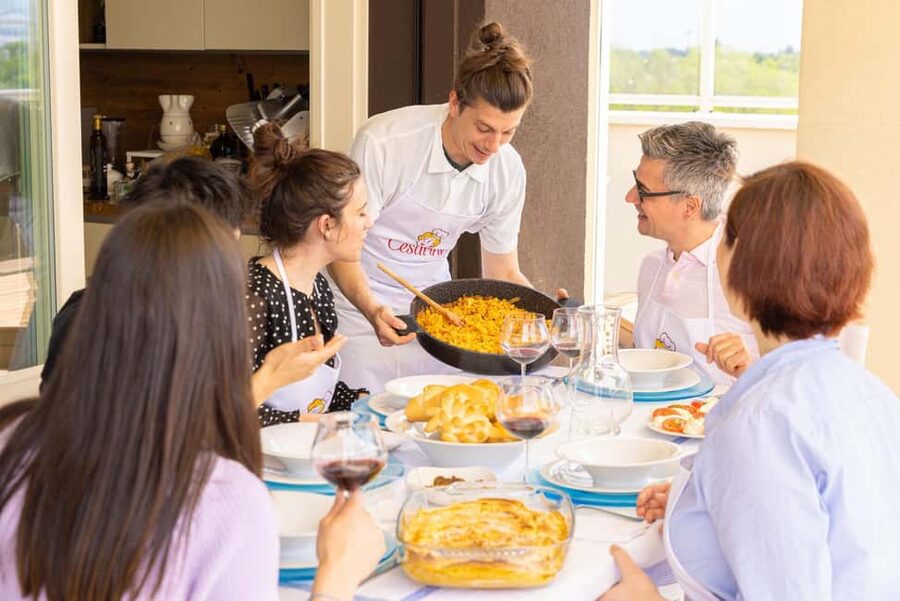 Venice: Share Your Pasta Love in a Local’s Home - Should You Book a Venice Pasta Lesson in a Local Home?
