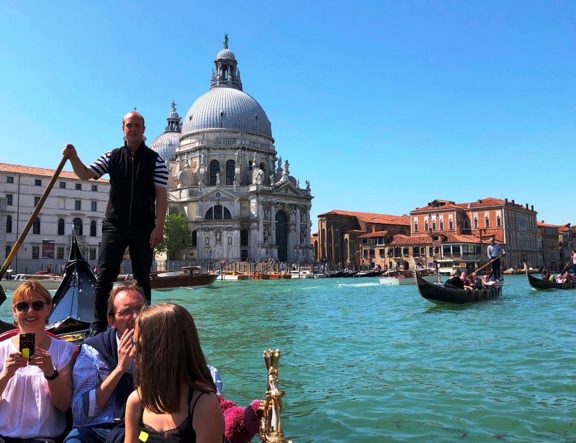 Venice: Shared Gondola Ride - Shared Gondola Ride in Venice, what you actually get for $48