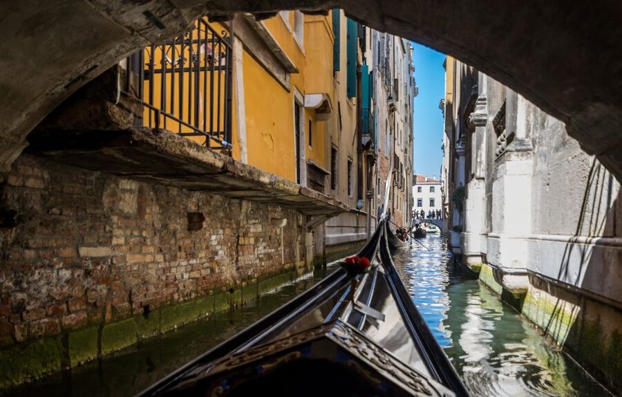 Venice: Shared Gondola Ride Across the Grand Canal - Price Value: Why $46 Feels Right for a Venice Must-Do
