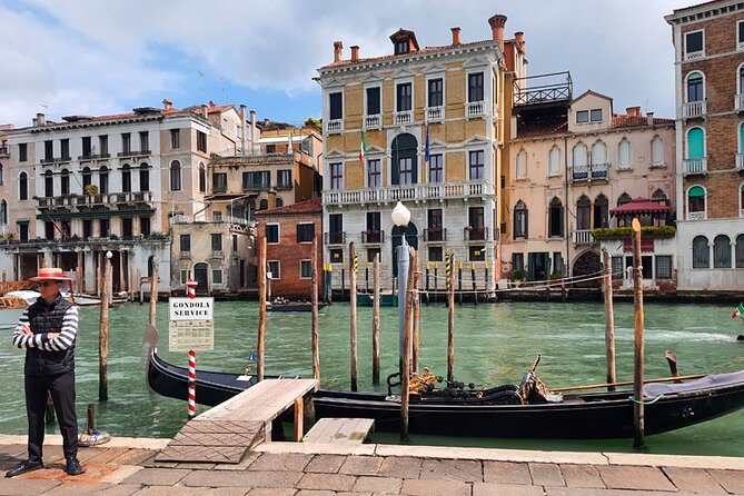 Venice Sightseeing Small Group Walking Tour with a Local Guide - Price and value: why around $48 can make sense