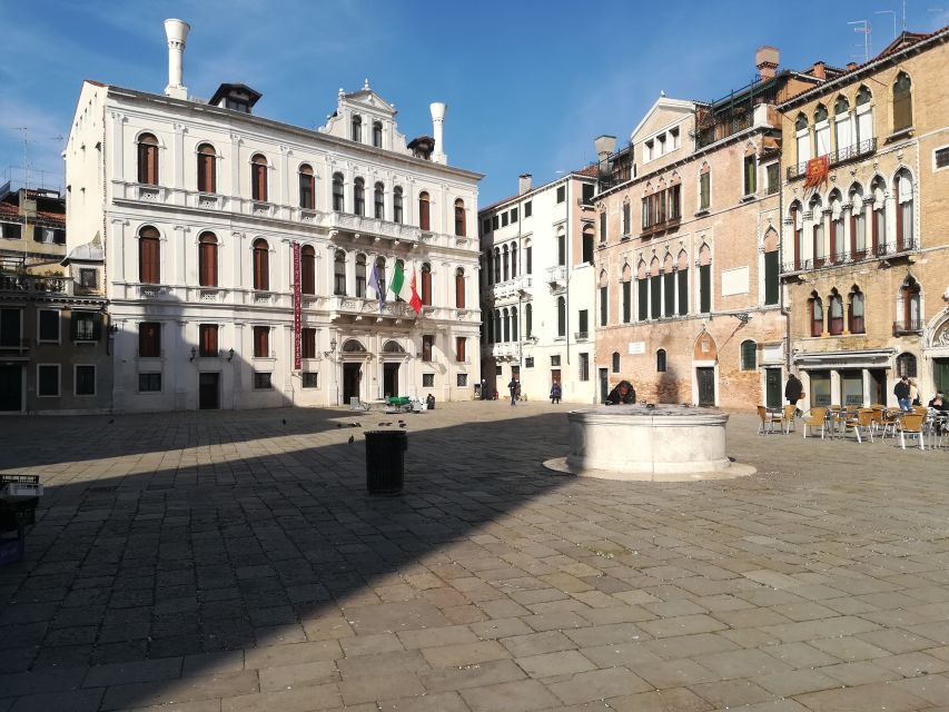 Venice: Sightseeing Tour with a Local expert - Why This 2-Hour Venice Walk Works for First-Timers