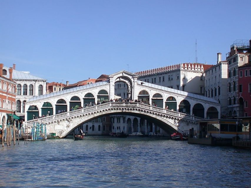Venice: Sightseeing Tour with a Local expert - Campo San Pantalon and Campo San Rocco, Learning the City’s Rhythm