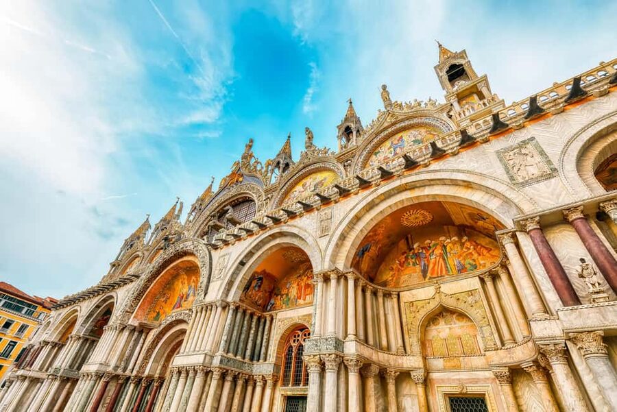 Venice: Skip-the-line St. Mark's Basilica Entry & Audioguide - Price and logistics: does $17 buy real value in Venice?