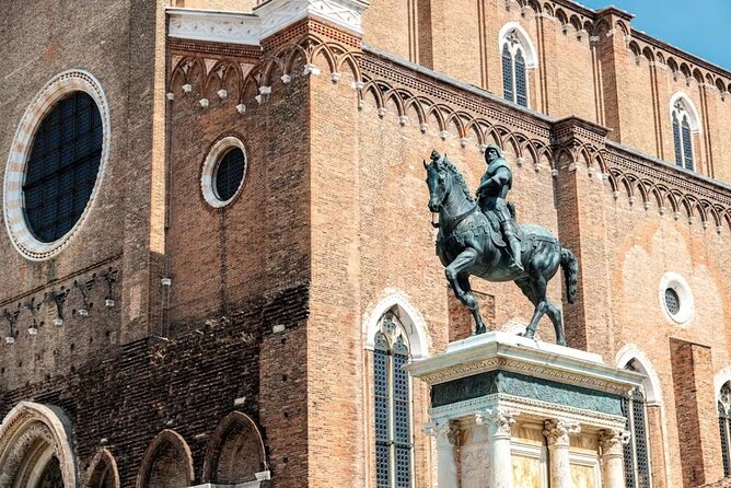 Venice & Skip-the-line St. Mark's Bell Tower Private Guided Tour - Ponte dei Sospiri area: why a bridge matters more than a postcard