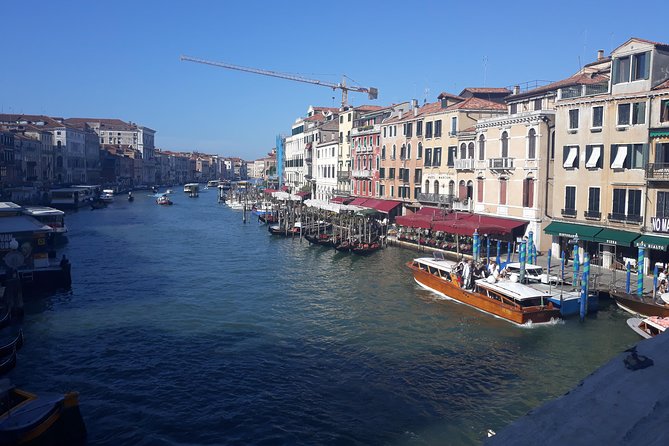 Venice Small Group Tour With Local Guide - Small group comfort and real guide energy