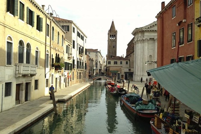 Venice Small Group Walking Tour with St. Mark's Basilica Terrace - A smart way to see Venice fast, without losing your place