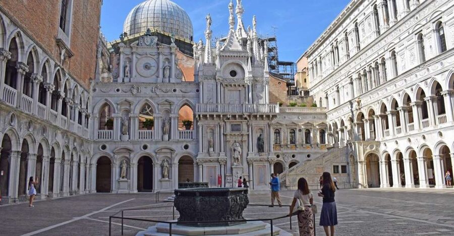 Venice: St. Mark's Basilica, Doge's Palace and Glass Factory - How This 1-2 Hour Venice Plan Fits a Tight Schedule