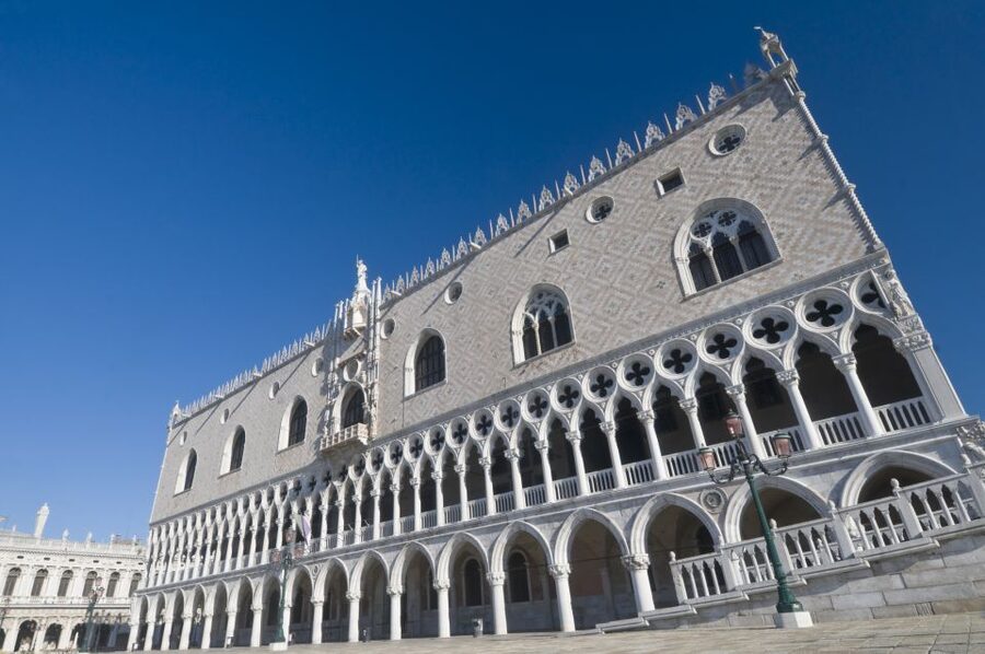 Venice: St. Mark's Basilica, Doge's Palace & Gondola Ride - Price and value: what $146.14 per person buys you
