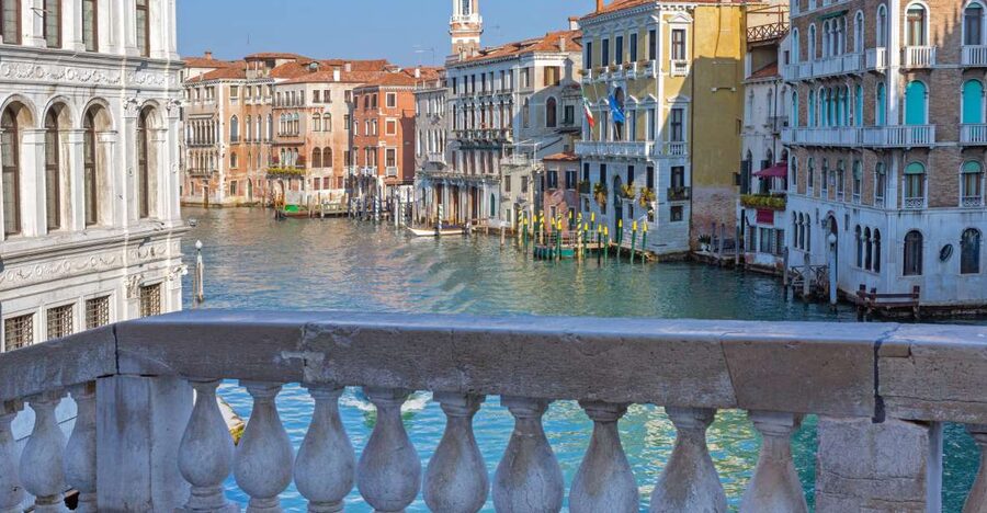 Venice: St. Mark's Basilica, Doge's Palace & Gondola Ride - A 1-day Venice plan that actually fits in your schedule
