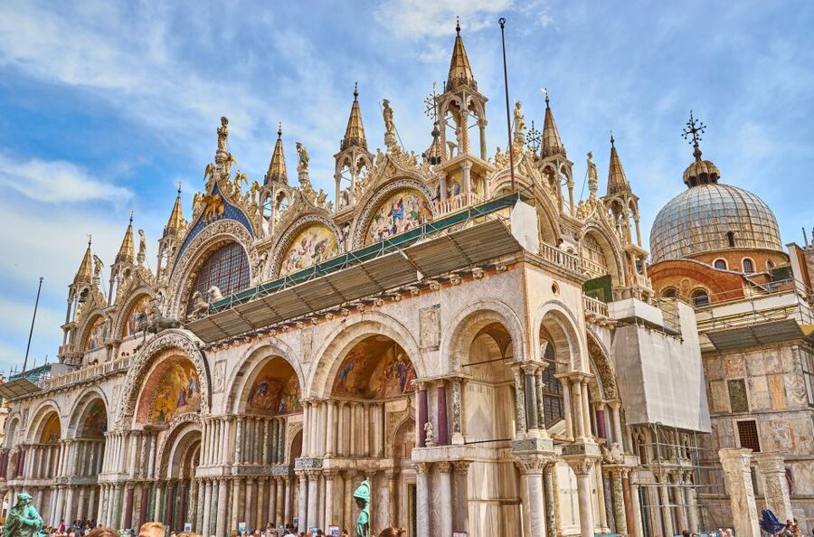 Venice: St. Mark's Basilica, Doge's Palace & Gondola Ride - Gondola ride on the Grand Canal, plus a calmer side of Venice