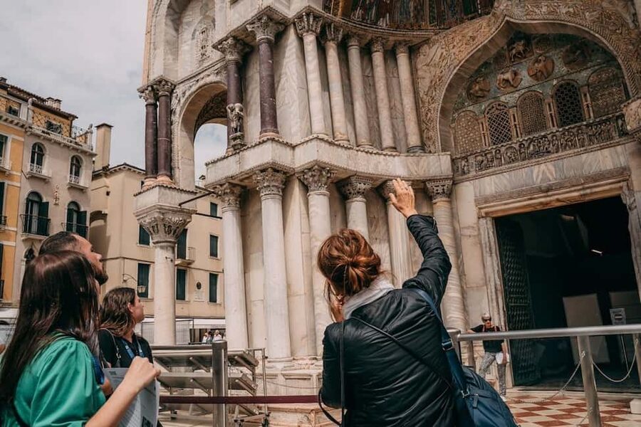 Venice: St Mark's Basilica Small-Group Tour with Terrace - Pace and what you should not expect from a 1-hour format