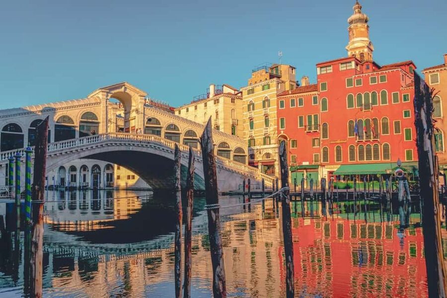Venice: St. Mark's, Doges Palace, Rialto, and Gondola Tour - Meeting in Piazza San Marco: what to know before you start