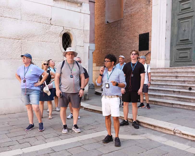 Venice: St Mark's Square & Rialto Walking Tour & Gondola - Off-the-Beaten Tracks: Scala Contarini del Bovolo and Surprise Staircase Views