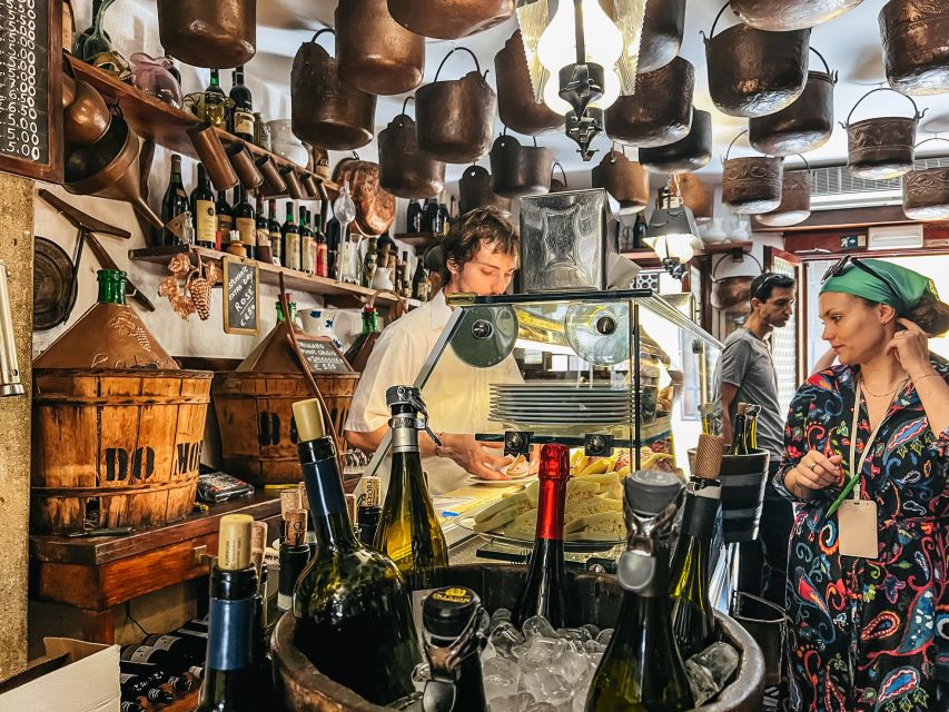 Venice: Street Food Tour with a Local Guide and Tastings - Pacing, walking reality, and who this tour suits