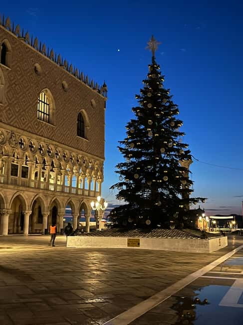 Venice: Sunrise Walking Tour with Espresso - Key things that make this tour work
