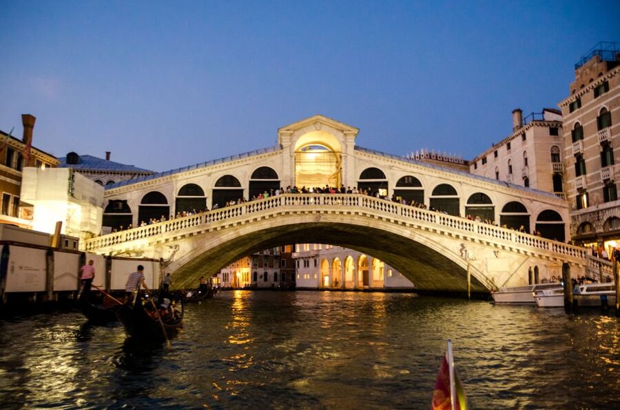 Venice: Sunset Cruise by Typical Venetian Boat - The route to St. Andrea and Vignole: Venice from the outside lane