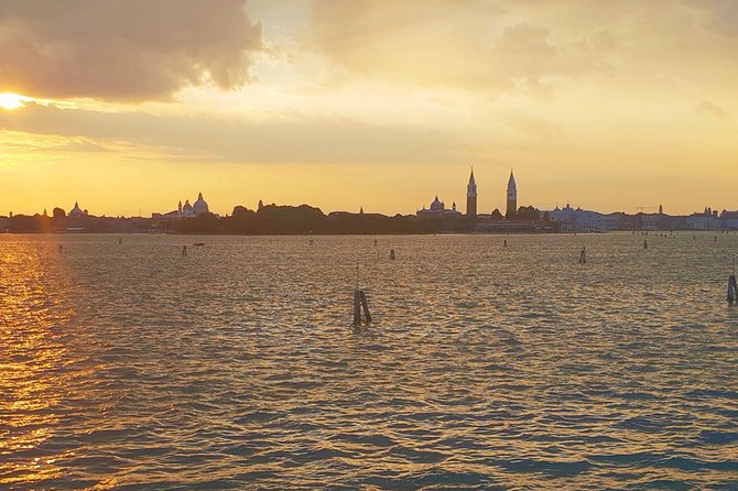 Venice: Sunset Lagoon Experience - Onboard comfort: WiFi, restroom, snacks, and the yacht feel