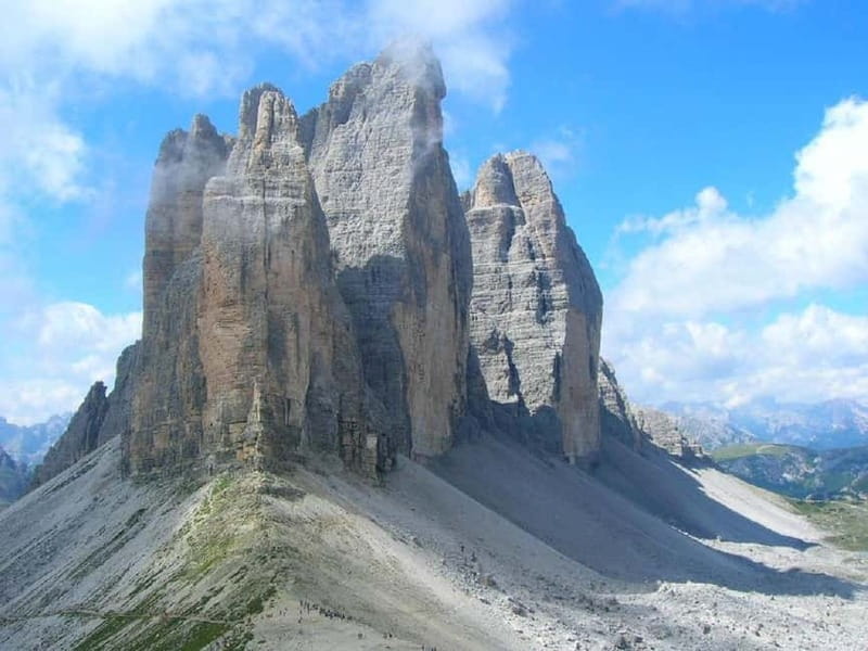 Venice: The Best of Dolomites 3Cime and Refuges with Drone - Refuge Auronzo around 2200 to 2300 m: where the views start fast