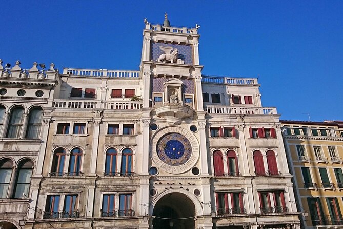 Venice Top attractions Walking Tour along the Canals - Pace, Group Size, and Heat: What to Expect on the Walk