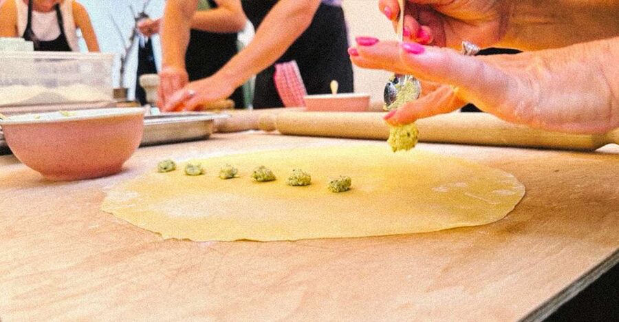 Venice: Traditional Home Cooking Experience - Giudecca Island and Buzz Rosa S, the local Venice move