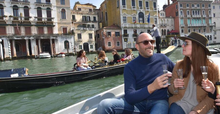 Venice: Venetian Aperitif on the Lagoon - What the boat ride feels like, and why the small group matters