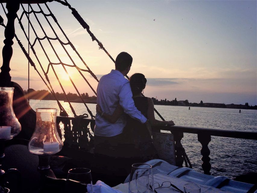 Venice: Venetian Lagoon Tour and Galleon Dinner - Final Views of the San Marco Basin and San Giorgio Area