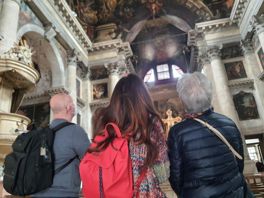 Venice: Walking Guided Tour of the City Must-See Sites - Cannareggio and Jewish Ghetto context: history on the ground