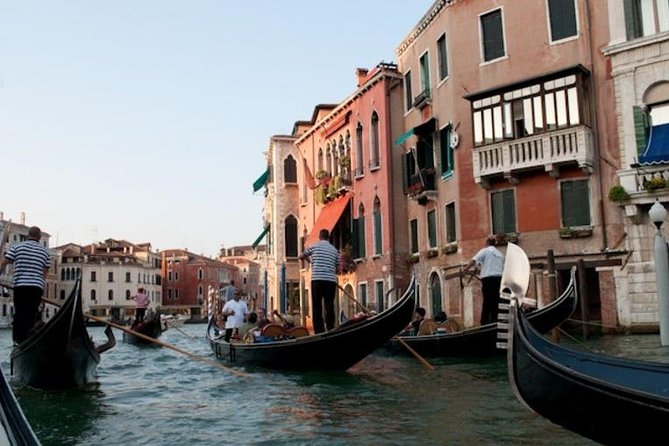 Venice Walking Tour and Gondola Ride - The Guide Factor: Why Names Like Nadia, Elena, Francesca, and Stefano Matter