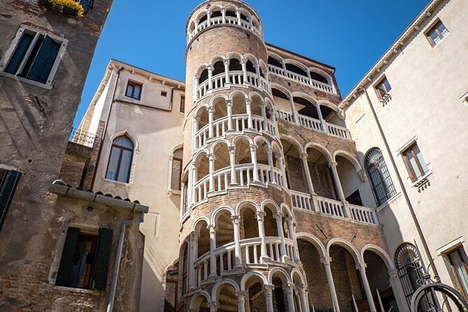 Venice Walking Tour with Gondola Ride Experience - The Gondola Setup: Quick Prep Before You Glide